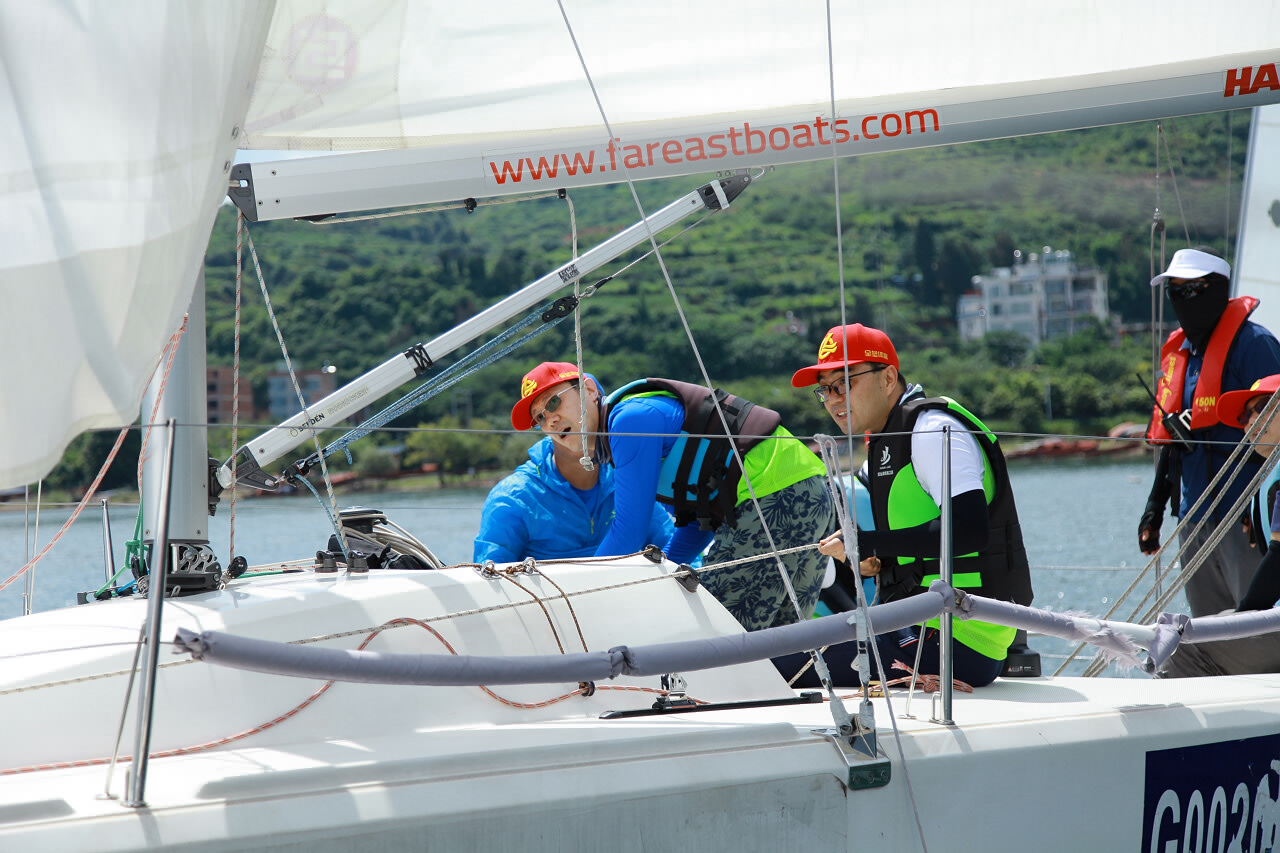 昆明玉溪撫仙湖帆船鐵人三項挑戰(zhàn)賽