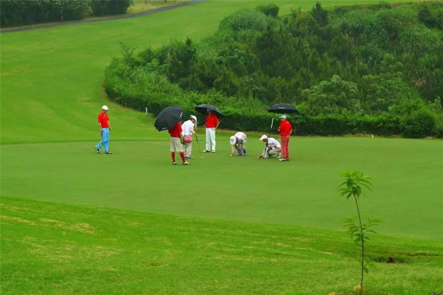 昆明高爾夫球場(chǎng) 昆明高爾夫球場(chǎng)