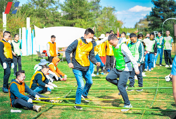 昆明團結(jié)鄉(xiāng)名花谷團建活動案例----竹竿舞傣族民俗團建項目 昆明團結(jié)鄉(xiāng)名花谷團建活動案例----竹竿舞傣族民俗團建項目